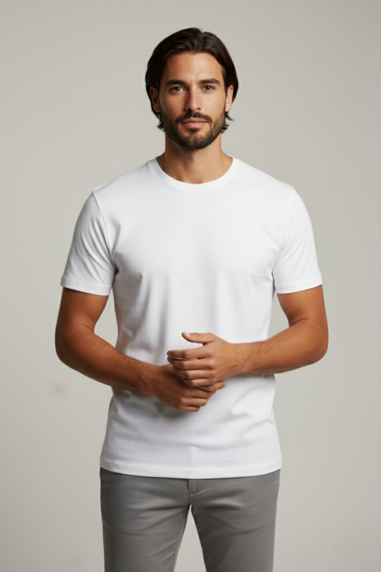 Le t-shirt blanc basique